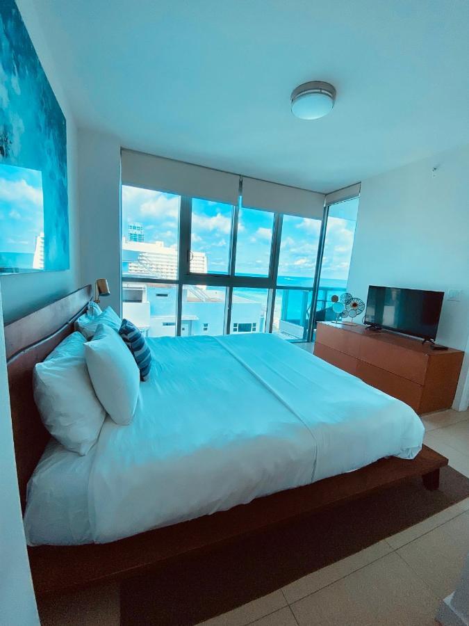 Monte Carlo Suites In Маямі-Біч Екстер'єр фото