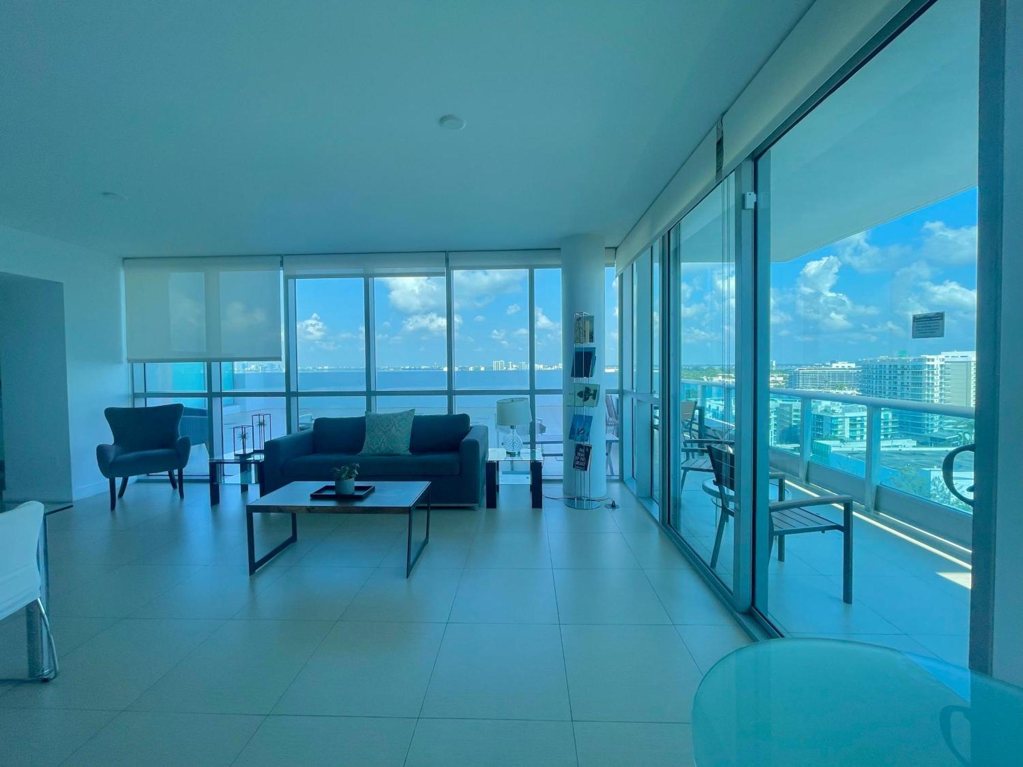 Monte Carlo Suites In Маямі-Біч Екстер'єр фото